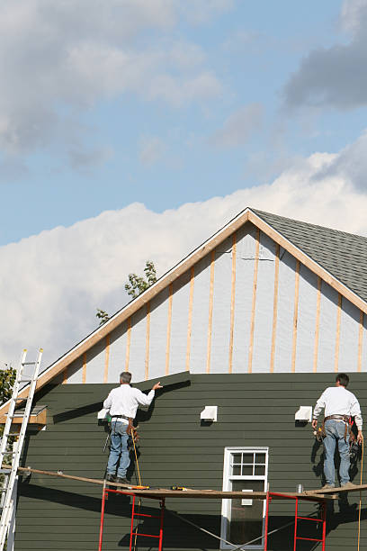 Storm Damage Siding Repair in Manhattan Beach, CA